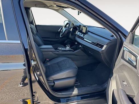 Used 2025 Mitsubishi Outlander SE FWD image 22