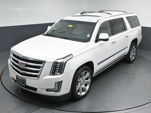 Used 2018 Cadillac Escalade ESV Premium Luxury AWD/4WD image 48