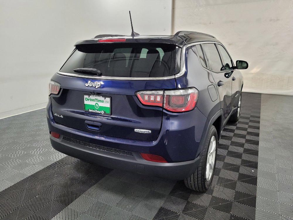 Used 2018 Jeep Compass Latitude w/ Popular Equipment Group AWD/4WD image 9
