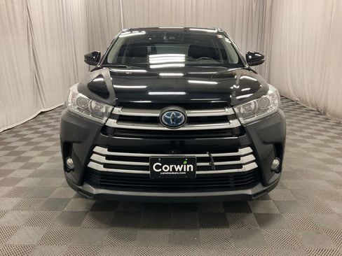 Used 2018 Toyota Highlander Limited Platinum AWD/4WD image 13