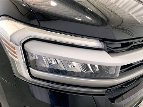 Used 2022 Ford Expedition Max XLT RWD image 12