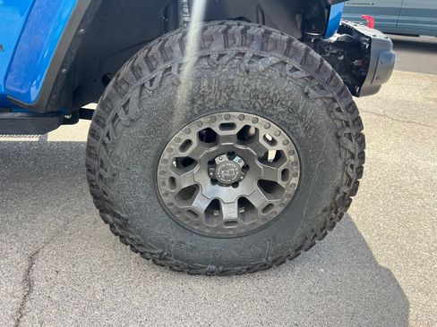 Used 2021 Jeep Wrangler Unlimited Rubicon AWD/4WD image 13