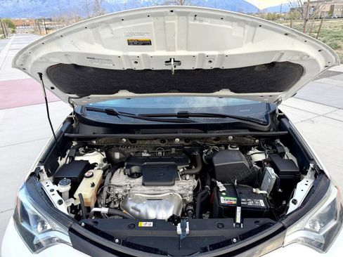 Used 2018 Toyota RAV4 XLE image 13