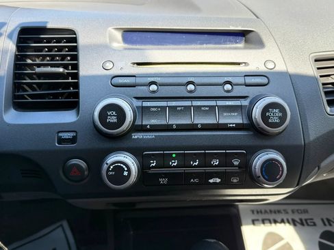 Used 2010 Honda Civic DX-VP image 14