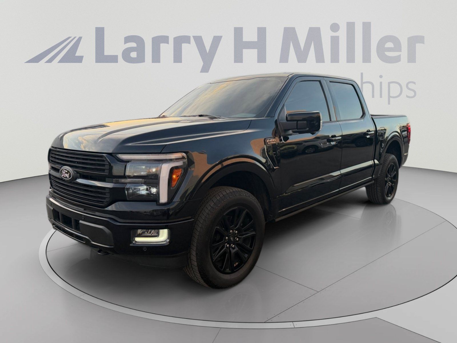 Certified 2025 Ford F150 Platinum AWD/4WD image 1