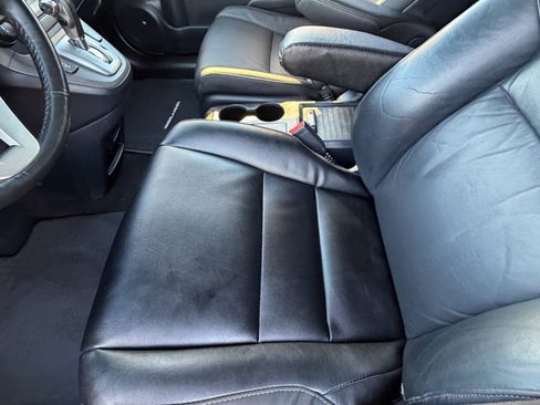 Used 2011 Honda CR-V EX-L image 10