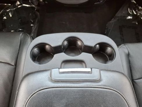 Used 2018 RAM 1500 Laramie w/ Convenience Group image 19