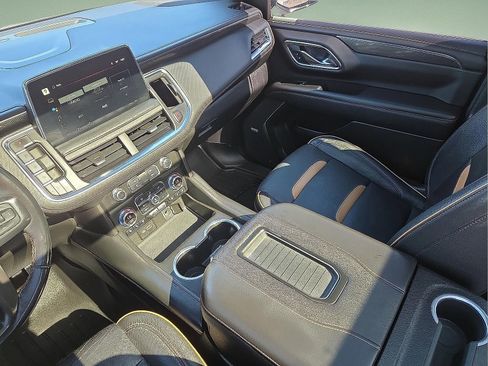 Used 2022 GMC Yukon AT4 AWD/4WD image 13