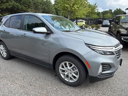 Used 2024 Chevrolet Equinox LT FWD image 5