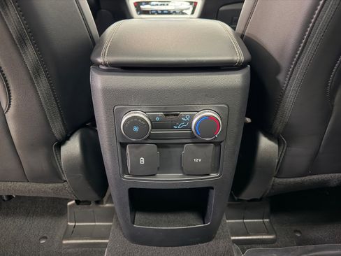 Certified 2021 Ford Explorer XLT w/ Equipment Group 202A AWD/4WD image 12