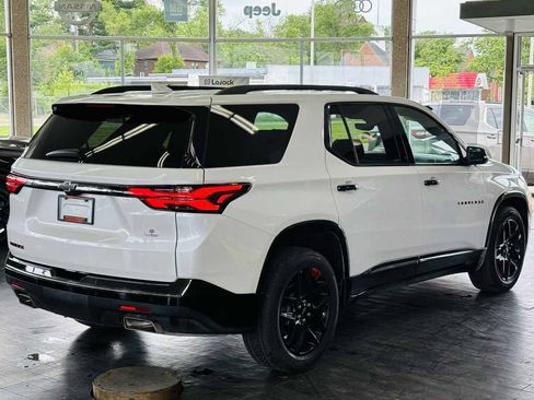 Used 2023 Chevrolet Traverse Premier w/ Redline Edition FWD image 5