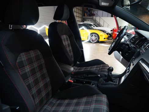 Used 2016 Volkswagen GTI S image 48