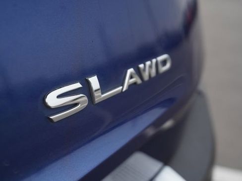 Used 2023 Nissan Rogue SL image 40