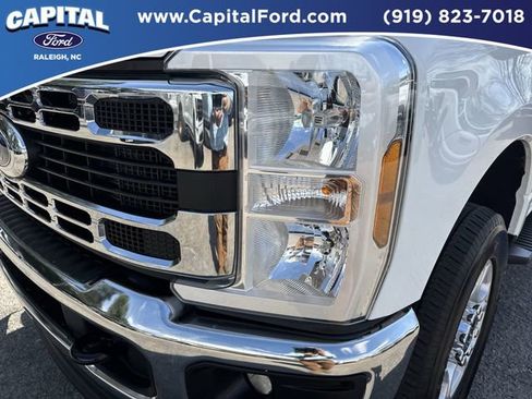 Certified 2025 Ford F250 XLT image 11