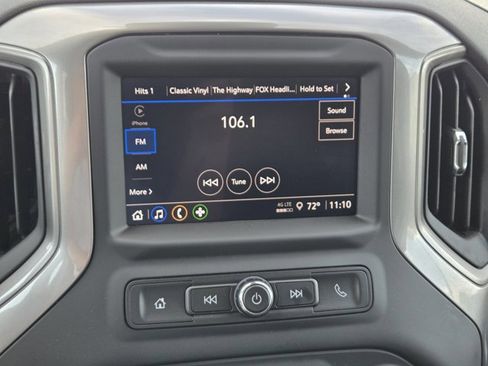 Used 2025 Chevrolet Silverado 1500 Custom image 25