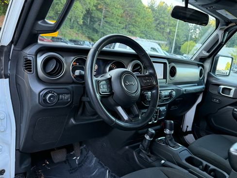 Used 2021 Jeep Wrangler Unlimited Sport AWD/4WD image 15