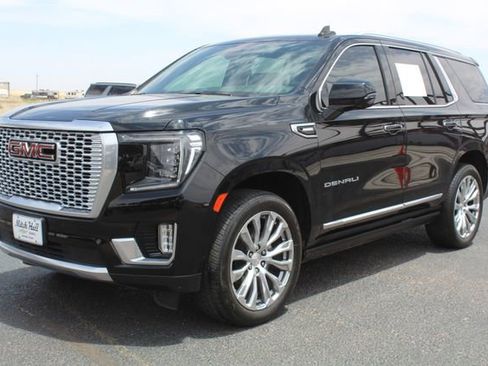 Used 2023 GMC Yukon Denali w/ Denali Reserve Package RWD image 10