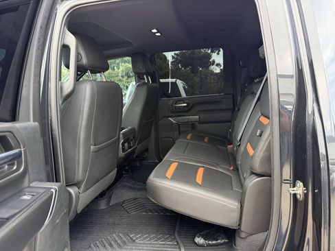 Used 2020 GMC Sierra 2500 AT4 w/ AT4 Premium Package AWD/4WD image 13