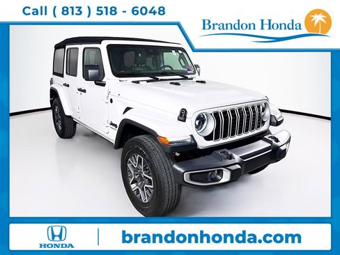Used 2025 Jeep Wrangler Sahara w/ Technology Group AWD/4WD image 1