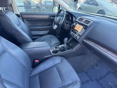 Used 2017 Subaru Outback 2.5i Limited image 25