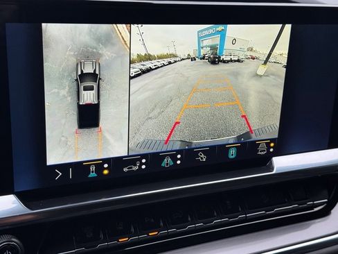 Used 2025 Chevrolet Silverado 3500 High Country w/ High Country Premium Package image 26