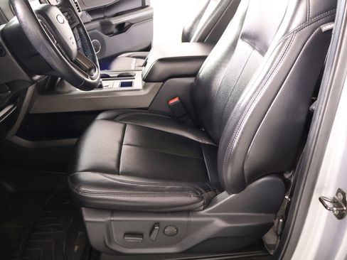 Used 2020 Ford Expedition XLT w/ Equipment Group 201A RWD image 10