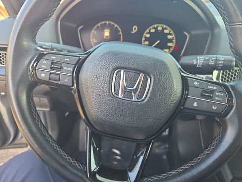 Used 2025 Honda Civic Sport image 13