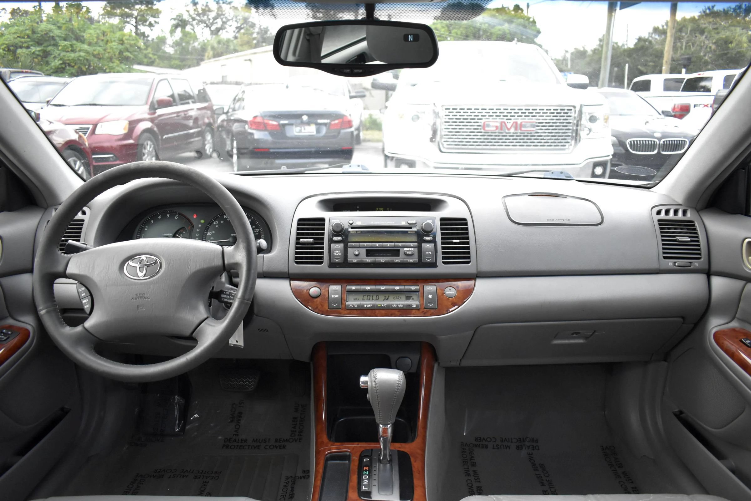 Used 2002 Toyota Camry LE FWD image 10