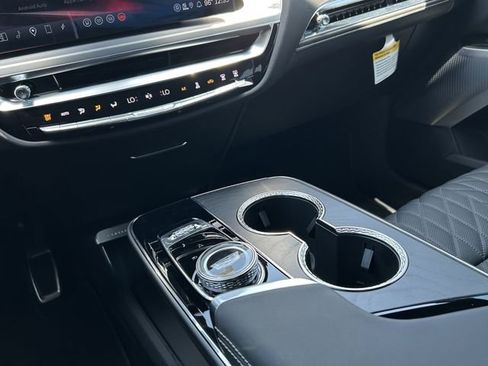 New 2025 Cadillac XT5 Premium Luxury image 21