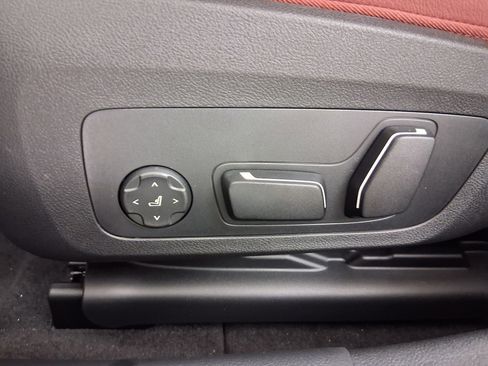 New 2026 BMW i4 eDrive40 w/ M Sport Package image 13