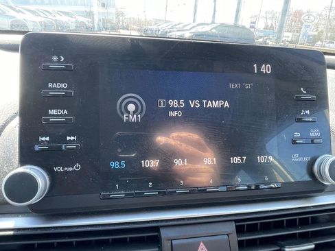 Used 2018 Honda Accord LX image 14