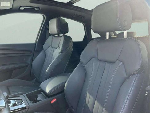 Certified 2025 Audi Q5 2.0T Premium Plus w/ Premium Plus Package image 20