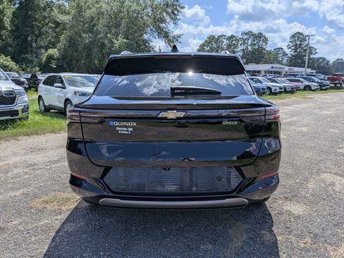 Used 2024 Chevrolet Equinox EV LT FWD image 5
