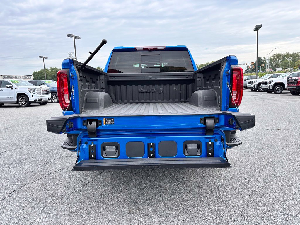 Certified 2023 GMC Sierra 1500 AT4 w/ AT4 Premium Package AWD/4WD image 46