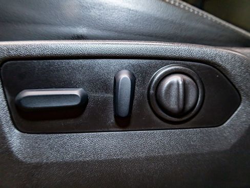 Used 2023 Chevrolet Silverado 3500 High Country w/ Z71 Off-Road Package image 20