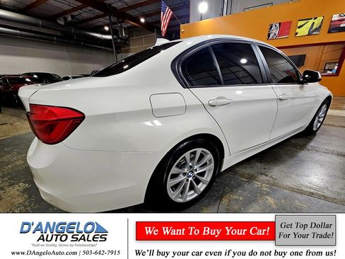 Used 2018 BMW 320i Sedan image 6