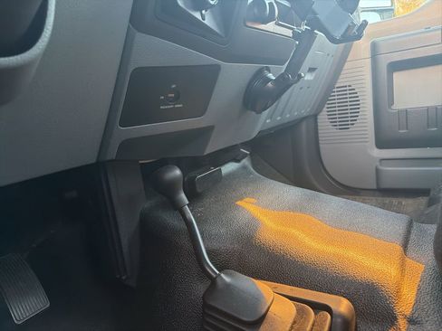 Used 2012 Ford F250 XL w/ PWR Equipment Group image 10