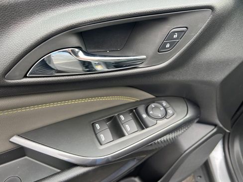 New 2026 Chevrolet Trax ACTIV w/ Sunroof Package FWD image 14