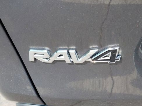 Certified 2025 Toyota RAV4 XLE AWD/4WD image 36