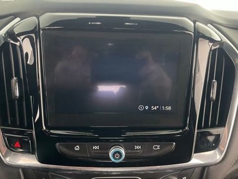 Used 2024 Chevrolet Traverse High Country image 41