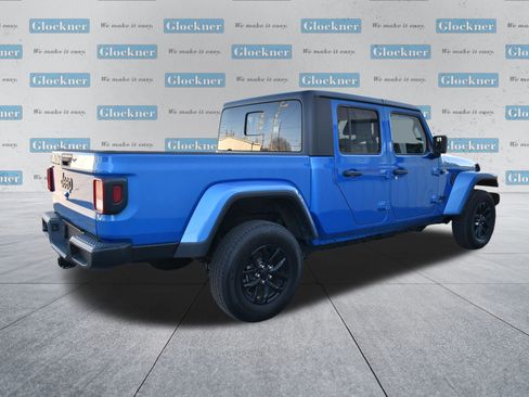 Used 2021 Jeep Gladiator Sport image 6