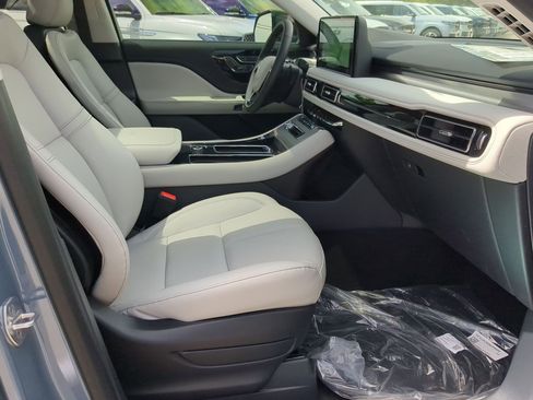New 2026 Lincoln Aviator 2WD image 24