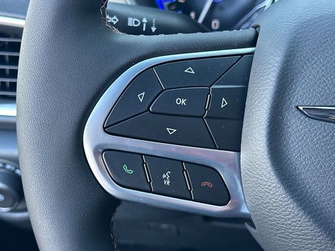 New 2026 Chrysler Pacifica Pinnacle image 30