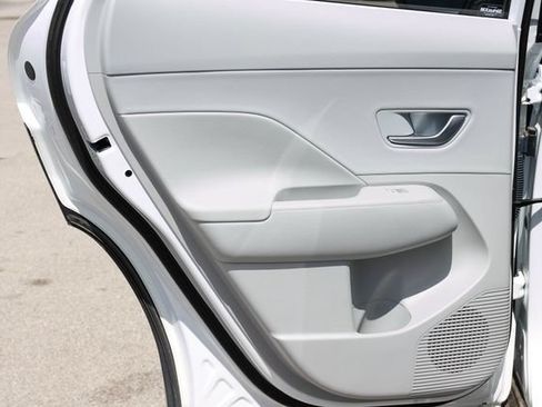 New 2026 Hyundai Kona Limited FWD image 13