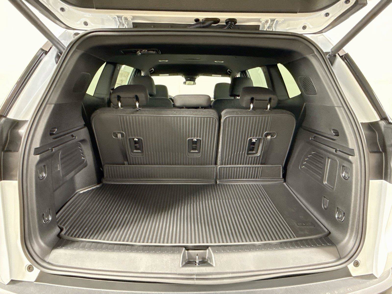New 2027 GMC Acadia Elevation w/ LPO, Floor Liner Package AWD/4WD image 20
