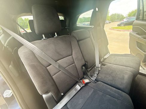 Used 2022 Honda Pilot Sport image 27
