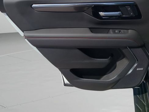 New 2026 Chevrolet Tahoe RST AWD/4WD image 18
