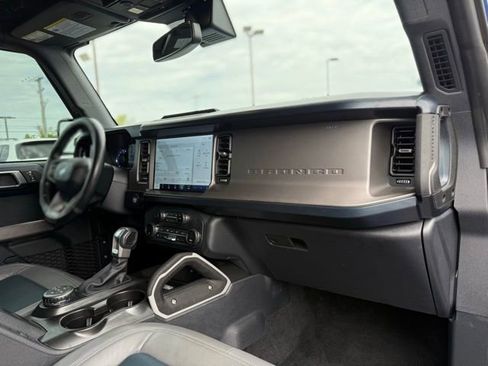 Used 2021 Ford Bronco First Edition AWD/4WD image 18