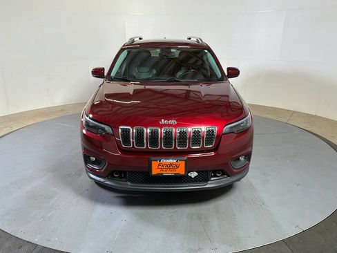 Used 2019 Jeep Cherokee Latitude Plus AWD/4WD image 2