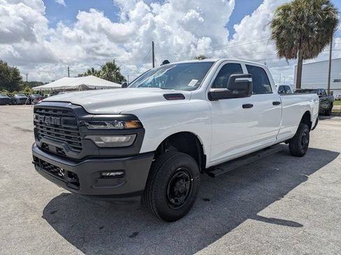 New 2026 RAM 2500 Tradesman AWD/4WD image 7